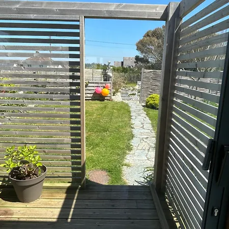 La Atypique, Vue à La Plein Vent Bed & Breakfast 3*